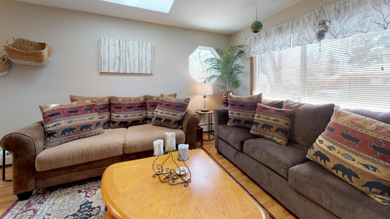 1729_Arborway Villa Colorado Springs Exterior photo